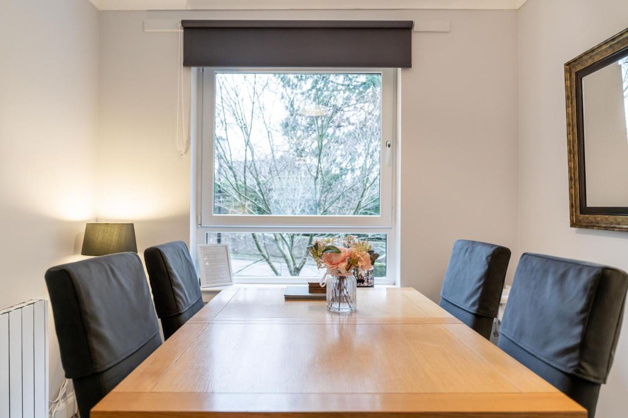 Ground-Fl Two Bedroom Apartment In ブリッジ・オブ・アーラン エクステリア 写真