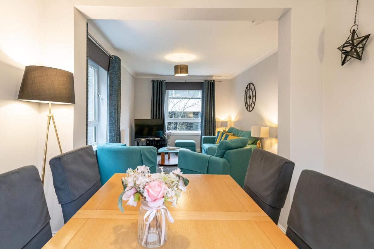 Ground-Fl Two Bedroom Apartment In ブリッジ・オブ・アーラン エクステリア 写真